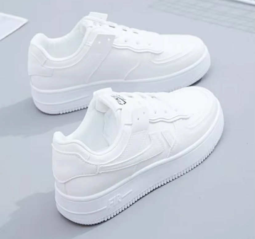 Fashionable Lace-up Flat Casual Shoes