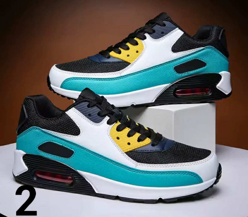 Seasonless Fashionable Thick Bottomed Low Cut Laced Sports Shoes