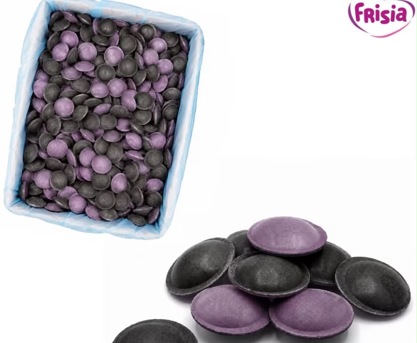 Halloween TONGUE PAINTING FLYING SAUCERS Sweets TRICK OR TREAT Saucer UFOs SOUR Candy TONGUE PAINTER Candies Spooky Scary BLACK Purple CANDY SHERBET
