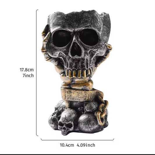 silver-black skull-shaped vases