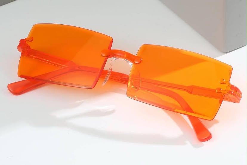 1 pc Frameless  Fashion Glasses Beach Accessories