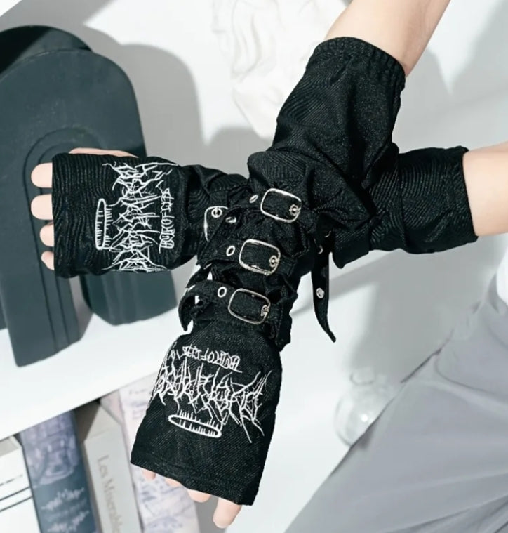 1 Pair Punk Post-Apocalyptic Embroidered Cuffs Black Half Finger Gloves - Non-Elastic Arm Sleeves with Metal Buckles, Hand Wash Only for Gothic Streetwear & Edgy Fashion Accessories