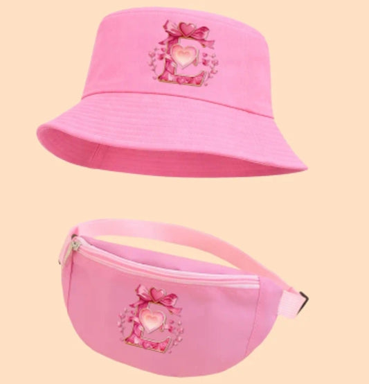 2 pcs Kids Pink Heart Bow A-Z Letter Print Bucket Hat And Waist Bag Set, Sun Hat And Adjustable Crossbody Bag for Girls Daily, Outdoor And Back to School