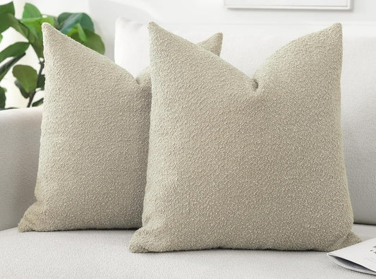 Pack of 2 Textured Boucle Cushion Covers Square Pillow Cases Cozy Soft Decorative Couch Pillow Covers for Chair Sofa Bedroom Living Room Home Decor 45x45cm, Oatmeal