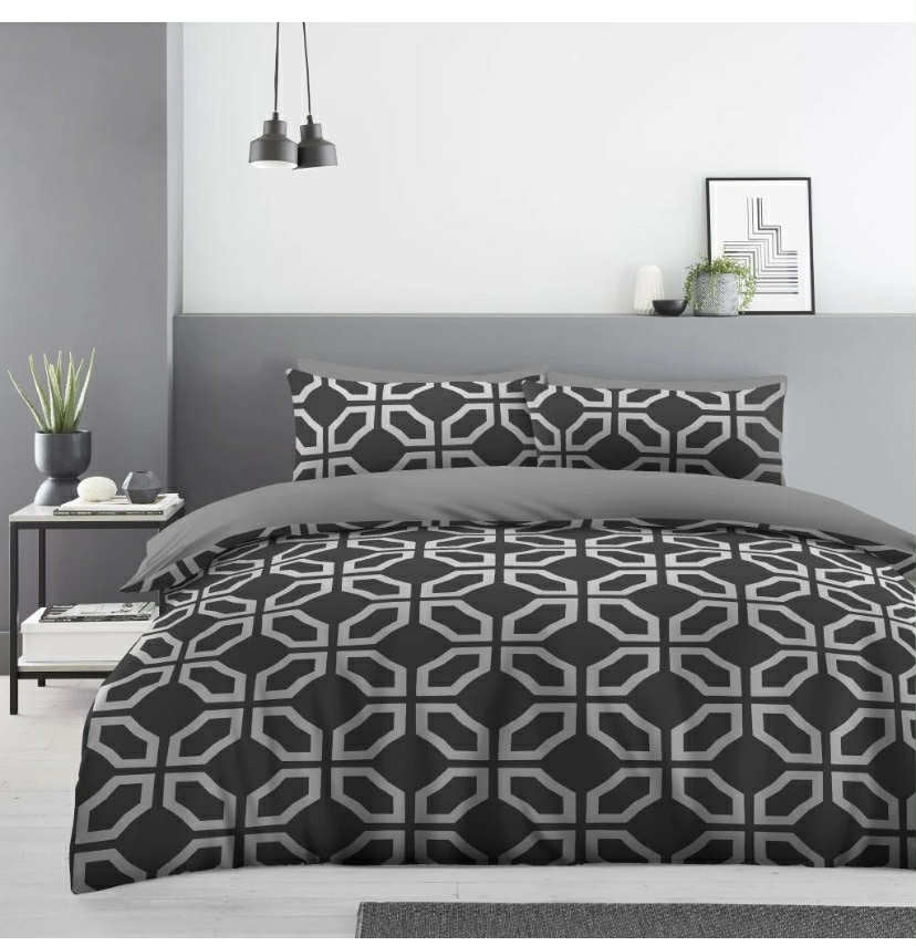 Checked bedding set
