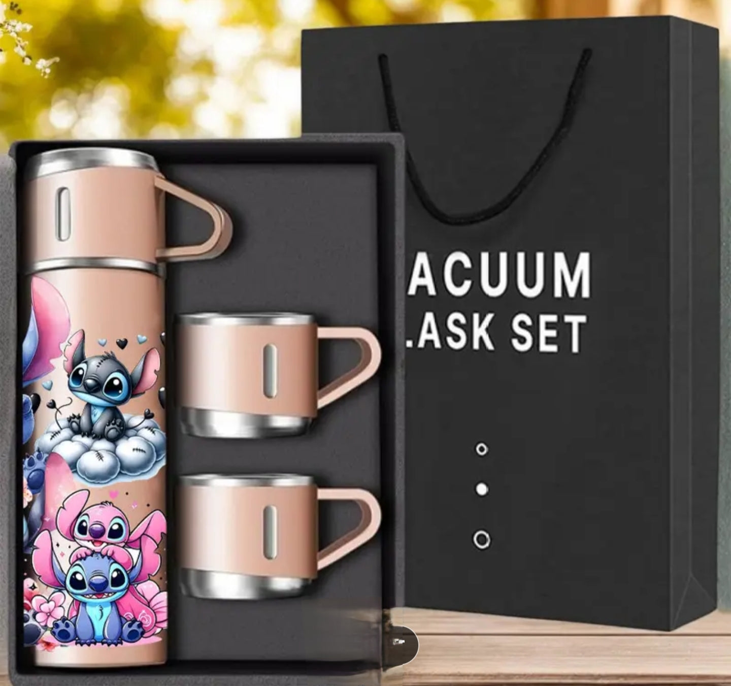 Alien tumbler with mugs