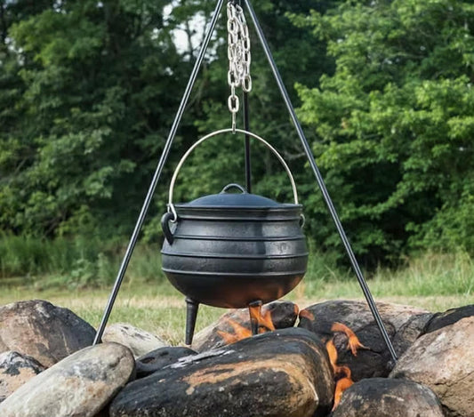 1.2L Cast Iron South African Three Legged Pot, Pot Mouth Diameter 16 cm Hight 18 cm, with Handle and Pot Cover, Cast Iron Outdoor Cooking Utensil,