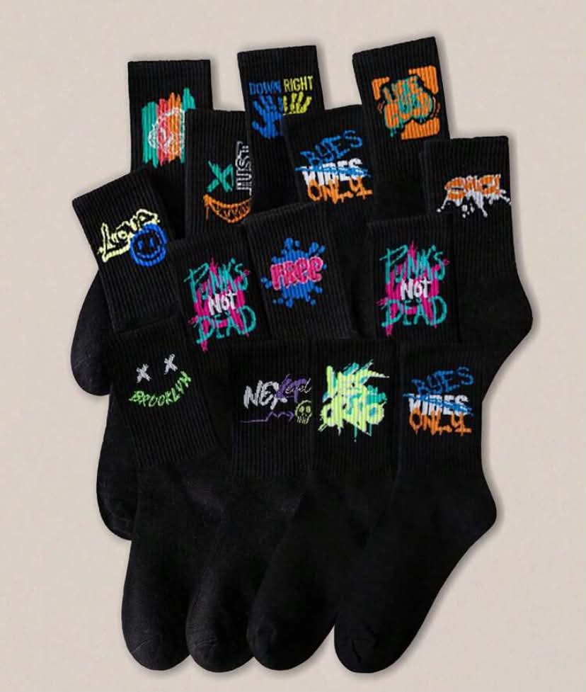 10 pairs  Random Boys' Mid-Calf Socks, Suitable For Spring, Autumn And Winter. Graffiti