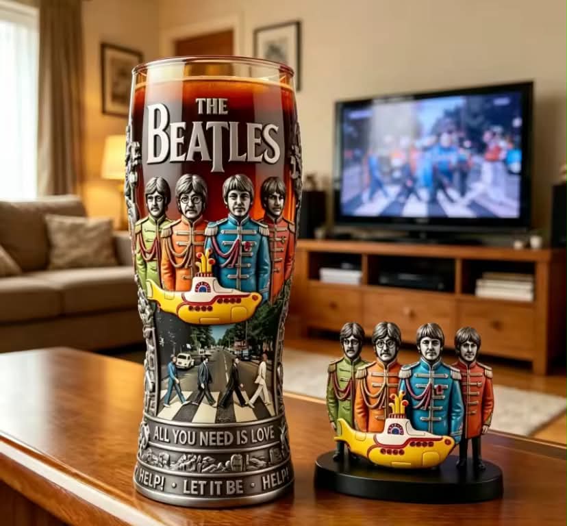 The Beatles Beatles themed relief glass Abbey Road yellow submarine commemorative beer cup