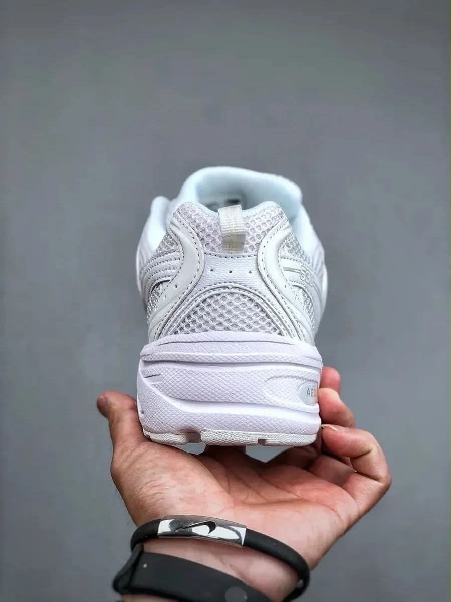 New Balance 530       