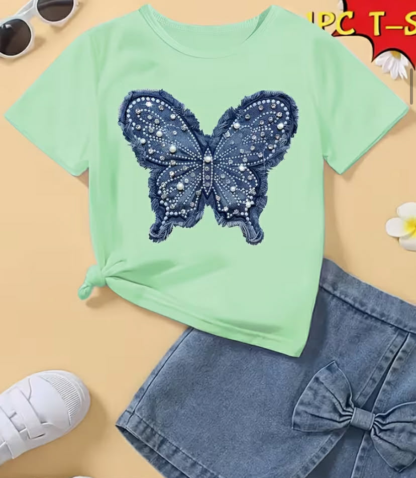 Short-Sleeve T-Shirt for Girls Featuring a Pearl Pattern And Butterfly Print, Made of Soft Fabric with a Round Neck.