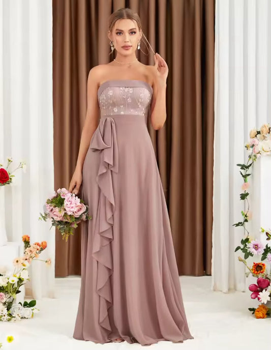 formal dress is wrapped around the chest and decorated with a belt on the back