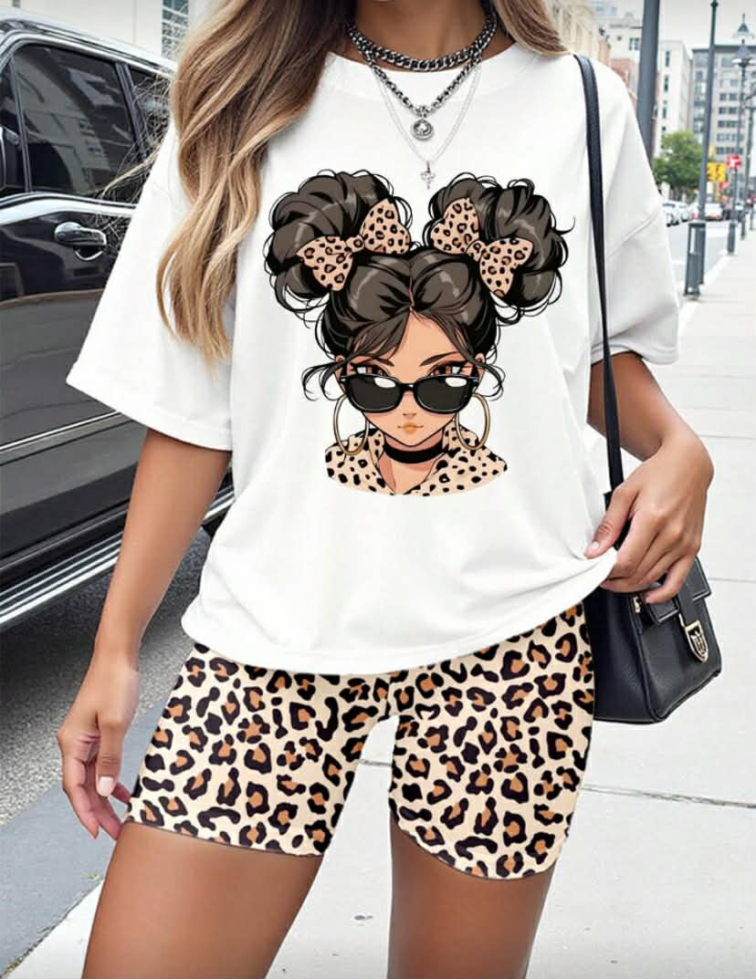 Short Sleeve Two-Piece Outfit Perfect For Stylish Casual Wear