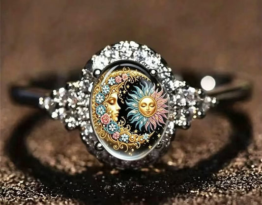 Women's Vintage Carved Sun & Moon Ring - Hypoallergenic Non-Metal, Sensitive Skin gift
