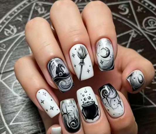 Halloween nails