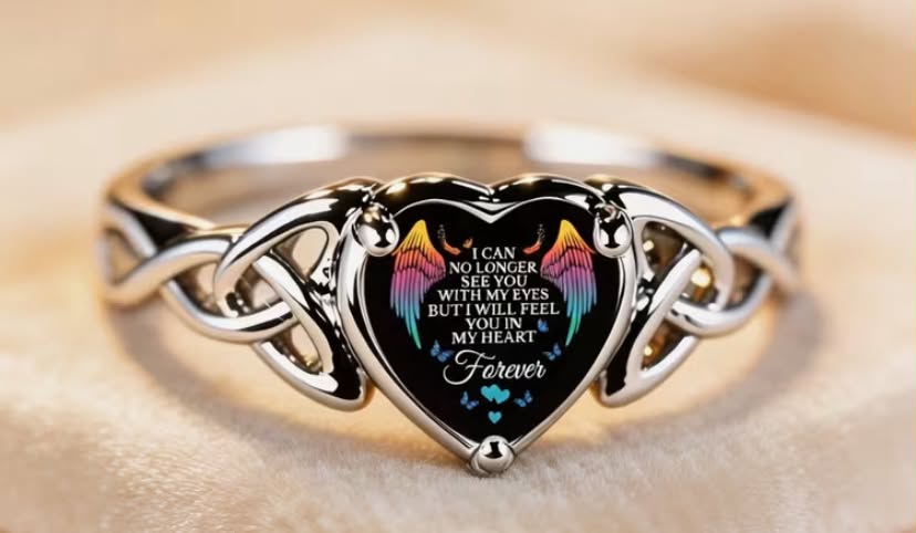 Rainbow Angel Wings Memorial Quote Black Heart Print Silvery Ring Women Celtic Infinity Knot Hollow Band Forever in My Heart Sympathy Stackable Finger Ring Bereavement Comfort Jewelry Gift