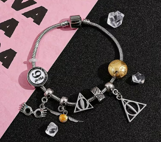 Harry Potter Bracelet, Alloy Pendant, Suitable for Both Men And Women
