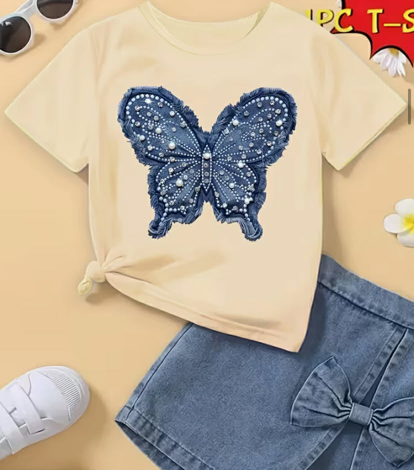 Short-Sleeve T-Shirt for Girls Featuring a Pearl Pattern And Butterfly Print, Made of Soft Fabric with a Round Neck.