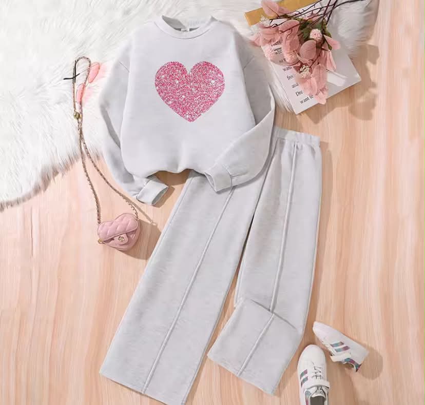 sweatshirt T-Shirt + wide leg Pant Suit