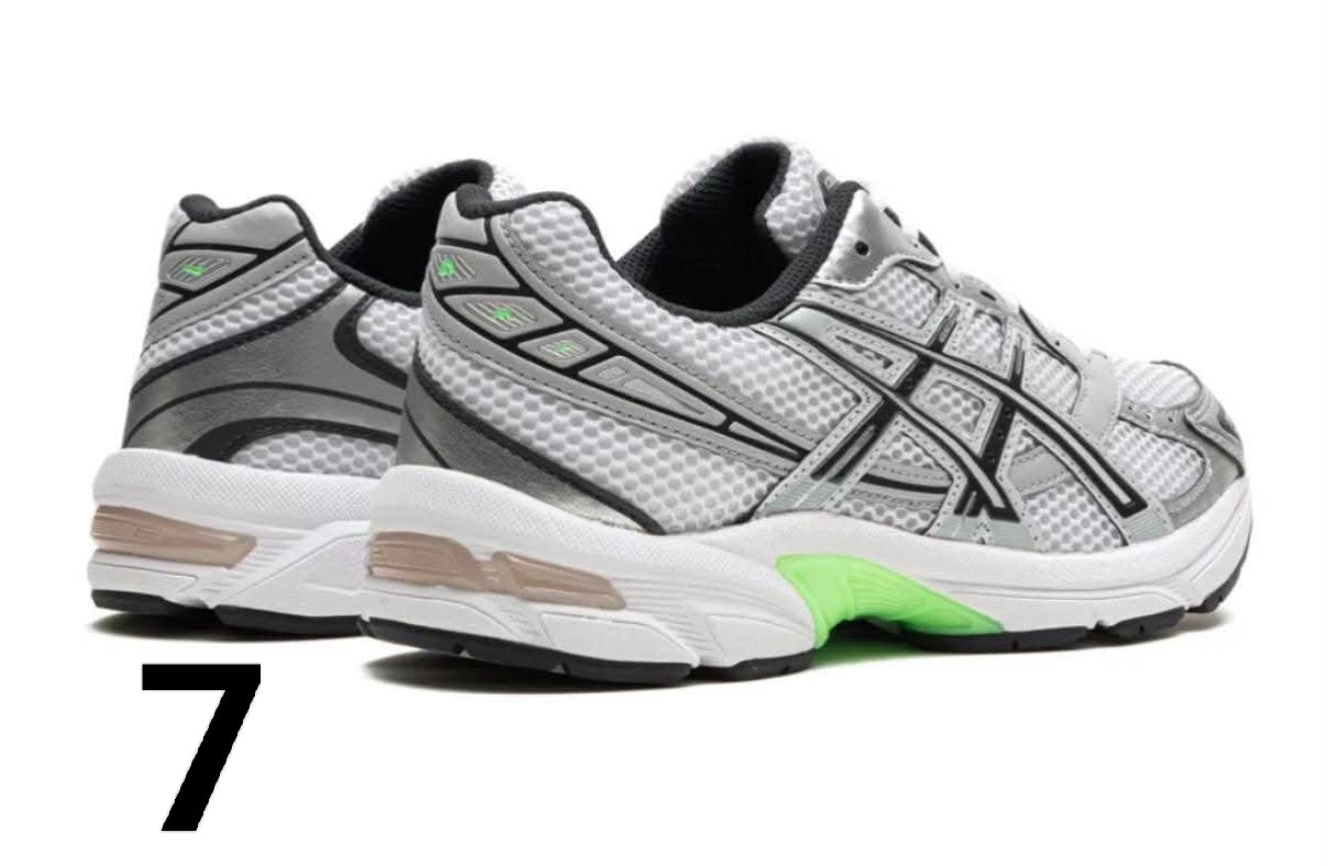 Ladies trainers