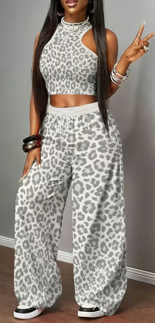 Women's Standard Size Grey& White Leopard All-Over Print Halter Top& Wide-Leg Pants 2pcs Set, American Retro Style, Loose& Slim-Fit with Large Side Pockets, Casual Outfit