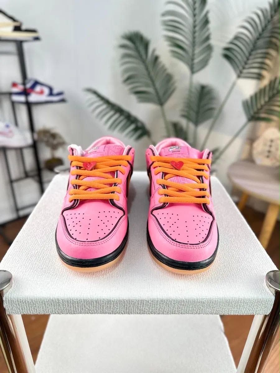 Mens and ladies trainers