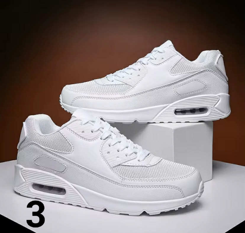 Seasonless Fashionable Thick Bottomed Low Cut Laced Sports Shoes