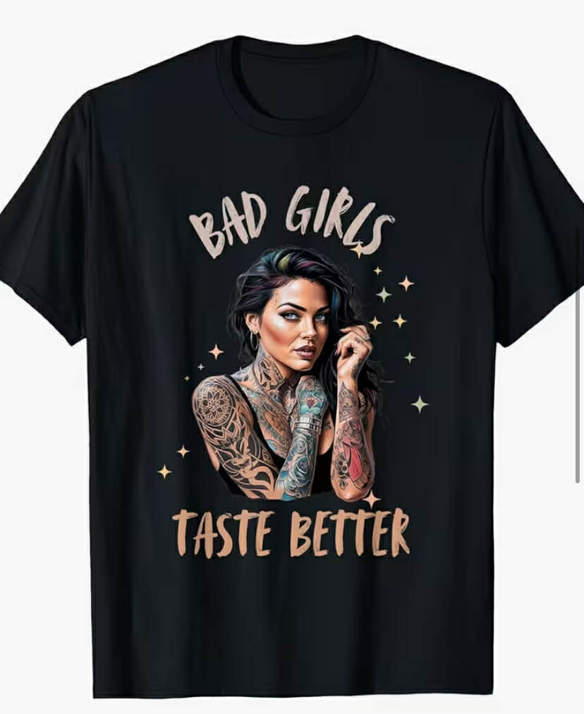 Men'S Bad Girls Taste Better Tattoo T-Shirt |Edgy Retro Streetwear Tee with Tattooed Woman & Slogan Print, Loose Fit Casual Shirt