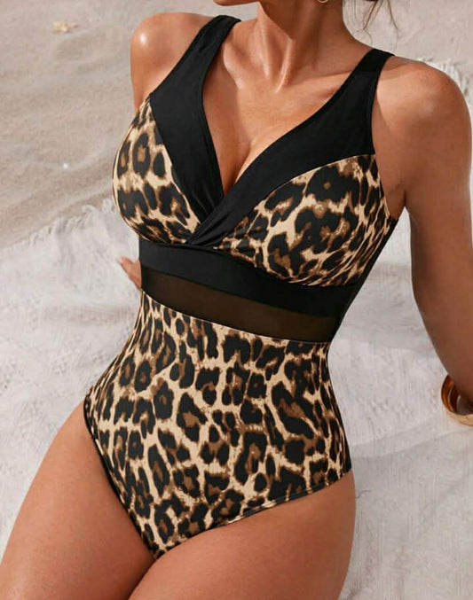 Women's Leopard Print Fashionable Sexy One-Piece Swimsuit