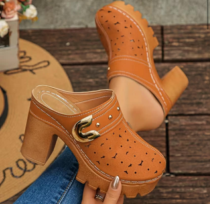 Women's Fashion Clogs & Mules, Multi-Color Stylish Perforated Footwear,