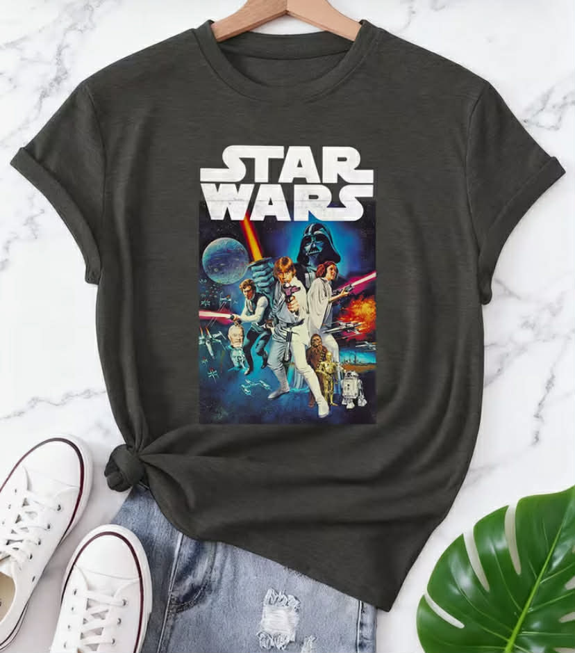 Star Wars Vintage Cast Poster Print T-shirt, Short Sleeve Crew Neck Casual Top for Summer & Spring, Women's Clothing