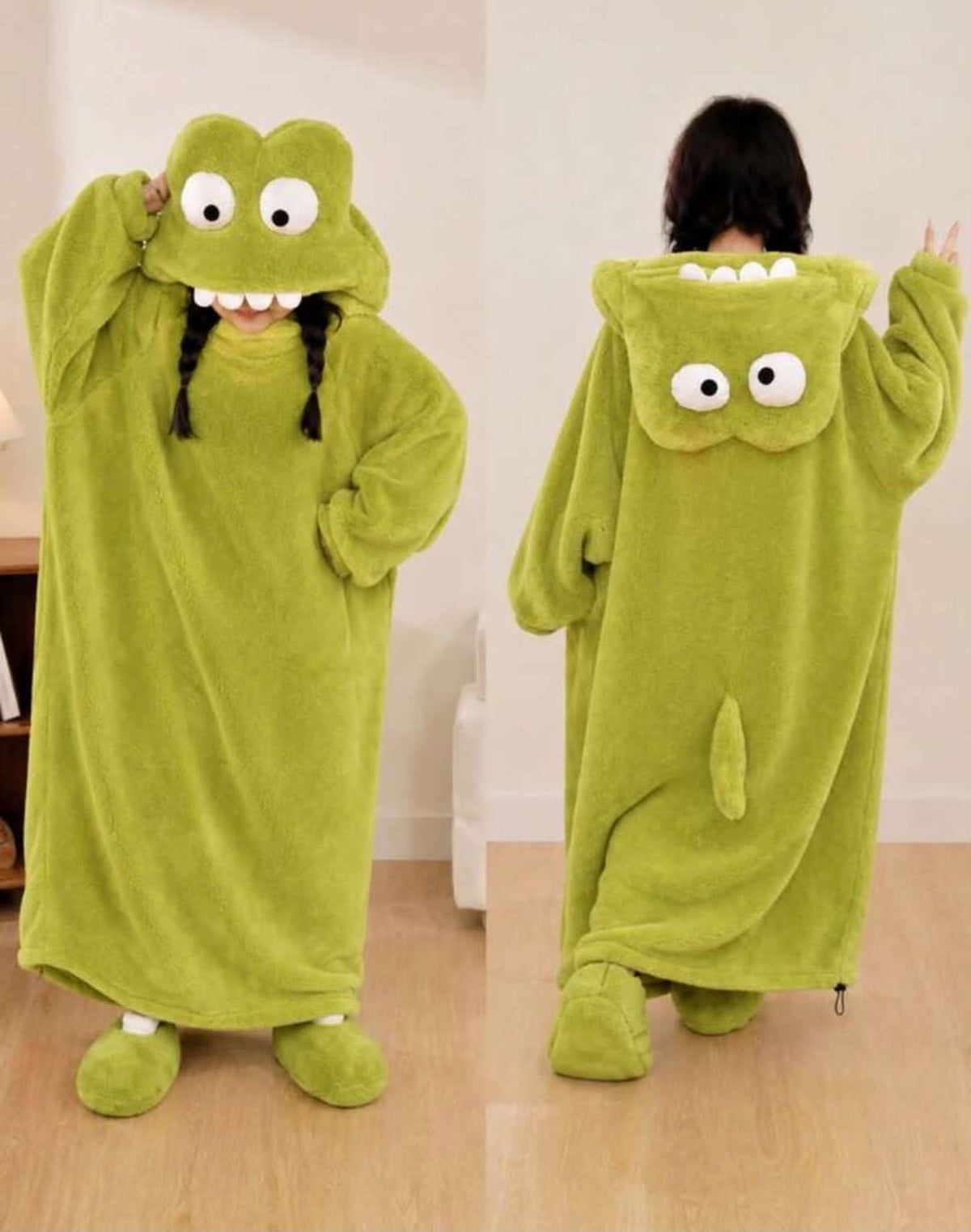 1PC Frog Hooded Wearable Blanket Robe, Oversized Warm Pajama Blanket With Cute Big Eyes And Wide Sleeves,