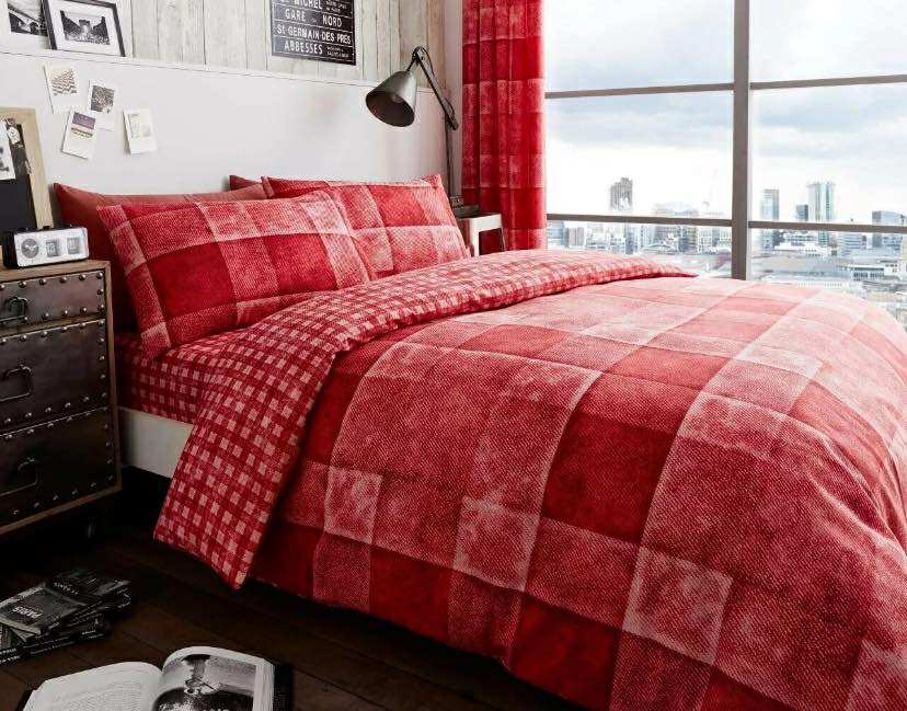 Reversible Check Bedding Sets Poly Cotton Quilt Duvet Cover Set With Pillowcase. 

Double 