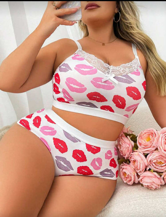 2pcs Set Women Butterfly Decorated Lip Print Lace Wireless Bras And Panties Set,