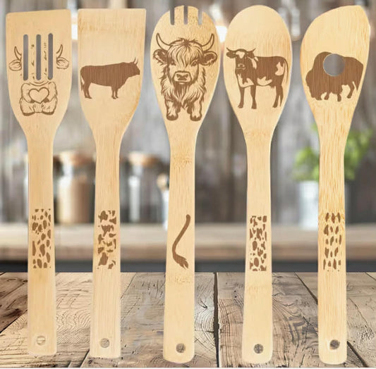 5 pcs Kitchen Utensil Set Featuring an Adorable Cow Design, Which Includes a Forked Spoon, Solid Spoon, Slotted Turner, Spatula, And Turner. This Humorous Bamboo Cooking Set Is Ideal for Non-Stick Pans