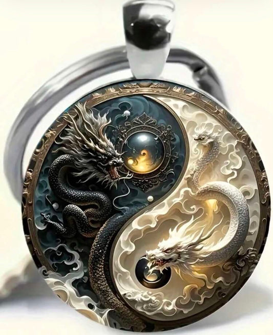 1pc Ying Yang Dragon Keychain - Fashionable Pendant, Black And White Dragon Design, Round Ying Yang Symbol Of Peace And Strength, Suitable For Bags And Backpacks Car