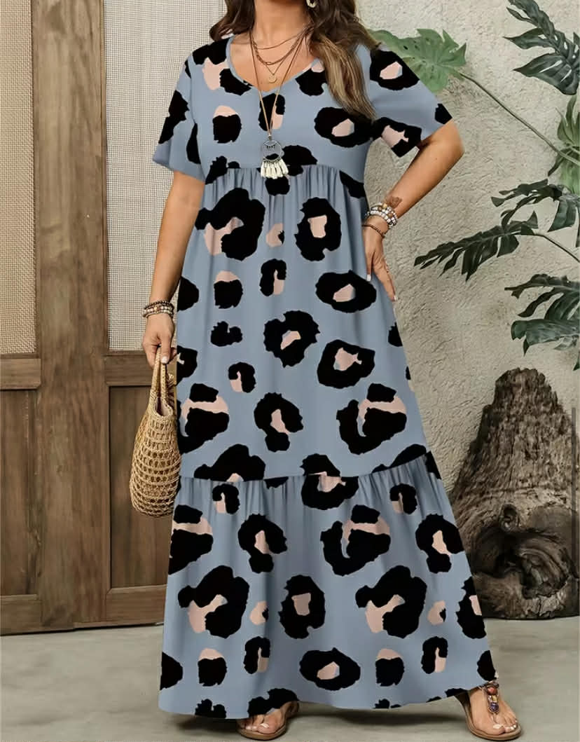 Plus Size Women'S Dress, a Casual Minimalist Leopard Print Dress