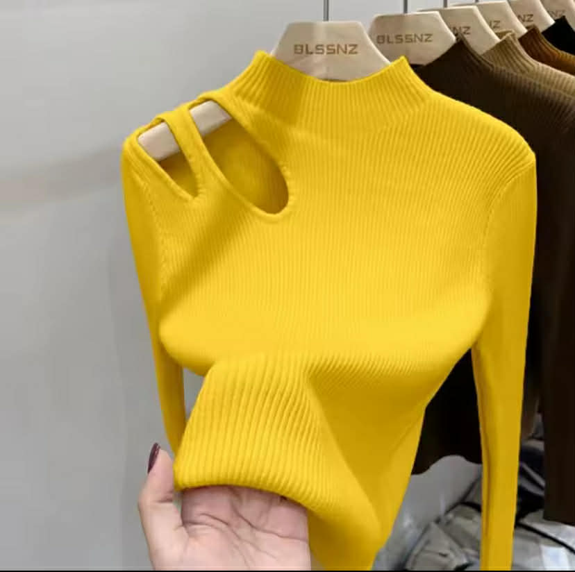 Turtleneck Knitted Women Sweater

One size
