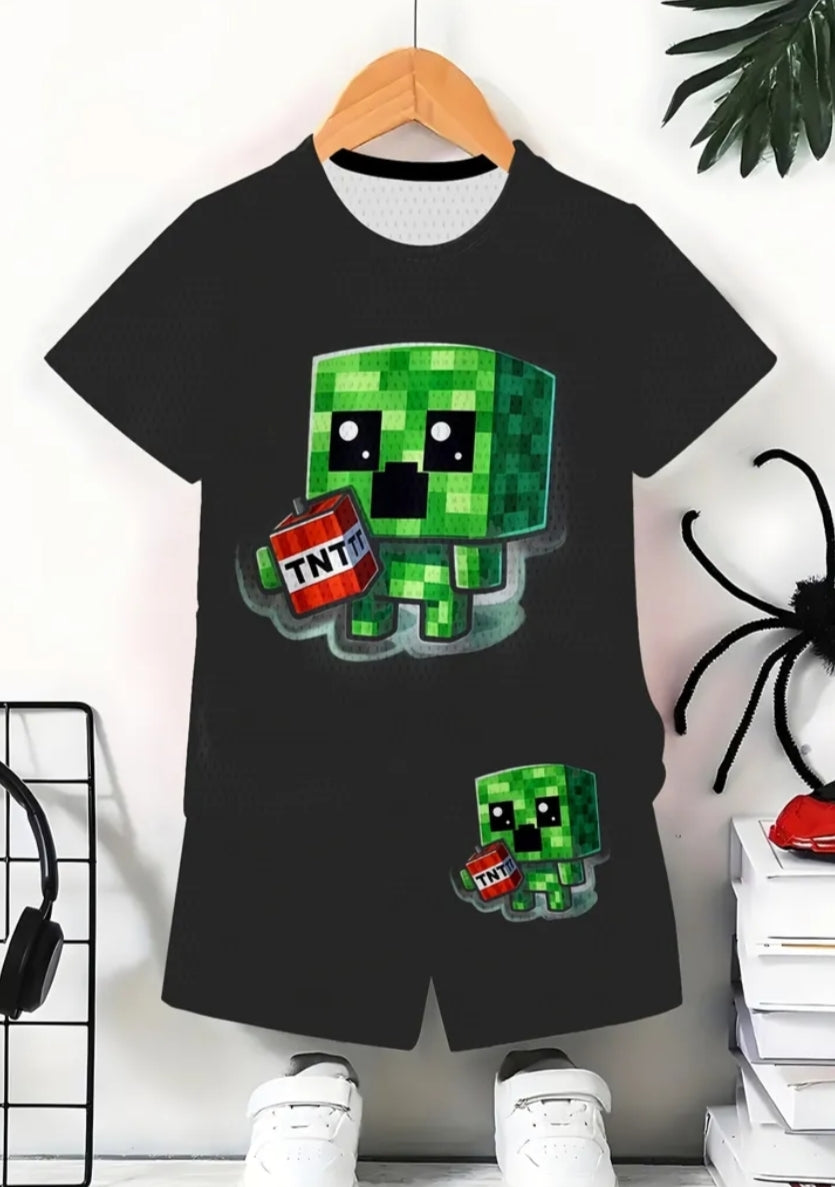 Short Sleeve Shorts T-Shirt, Young suit
