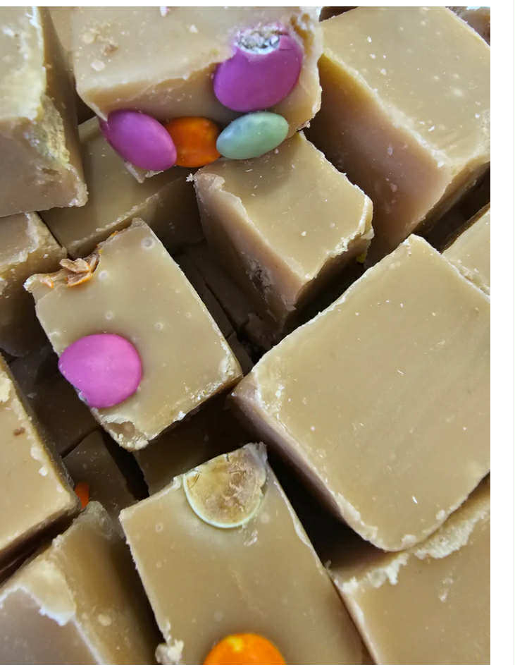 Cookie dough Fudge (9 PIECES)